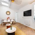 Apartament House With Terrasse - 3br-8p - Sacre Coeur Paryż