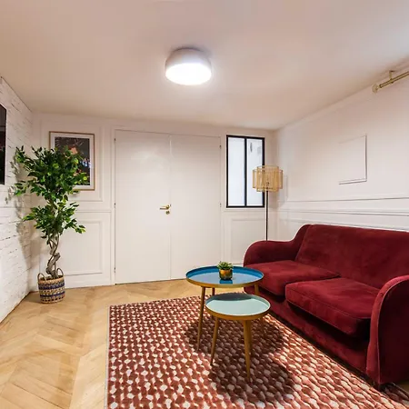 Apartament House With Terrasse - 3br-8p - Sacre Coeur Paryż