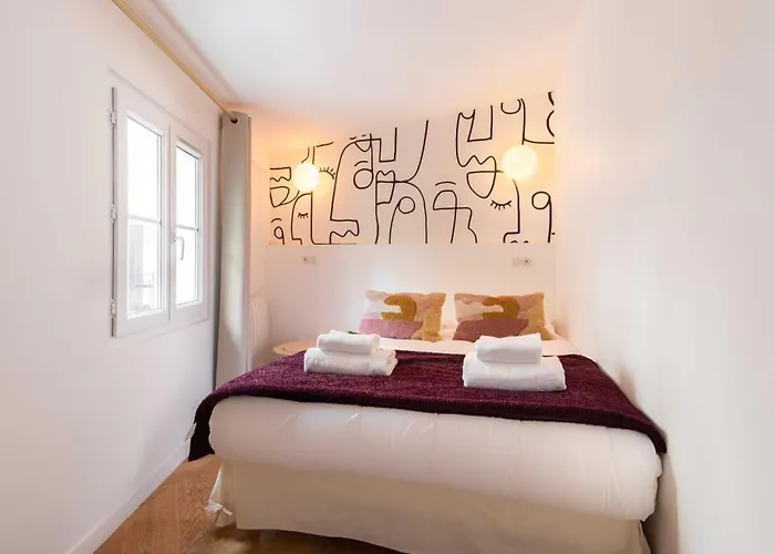 House With Terrasse - 3br-8p - Sacre Coeur דירה *